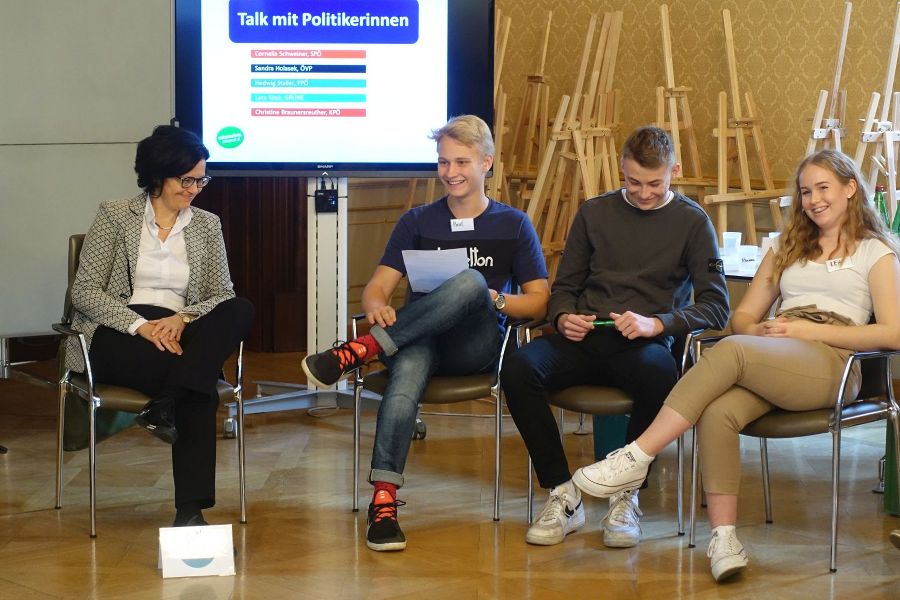 Politikwerkstatt mit MÄDCHENSCHWERPUNKT