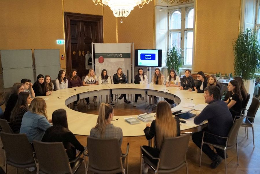 Politikwerkstatt mit MÄDCHENSCHWERPUNKT
