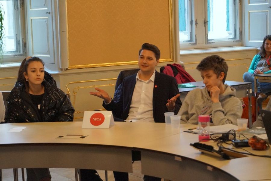 Politikwerkstatt mit MÄDCHENSCHWERPUNKT: Fr, 07.02.2020